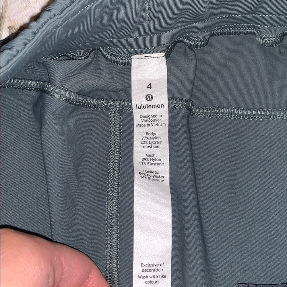 Lululemon shorts - Picture 4 of 4